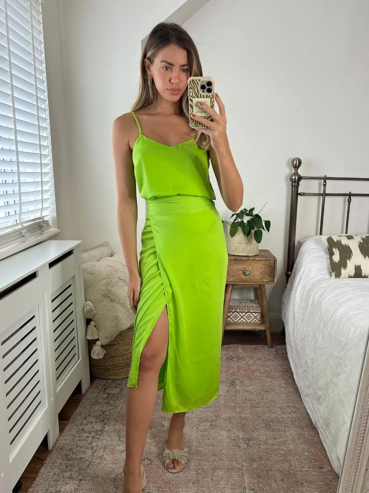 Beau Wrap Midi Skirt / Lime