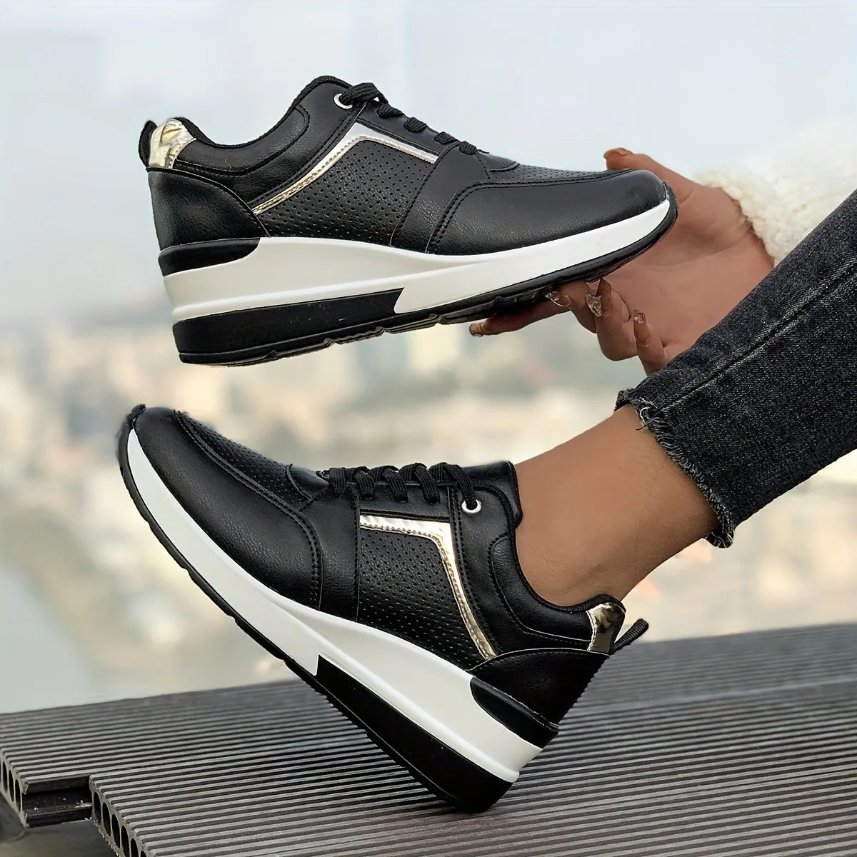 Casual Solid Color Casual Sneakers for Women | Perfect for Everyday Wear