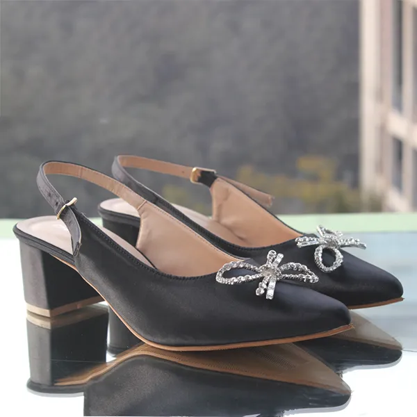 Fancy Pumps for women