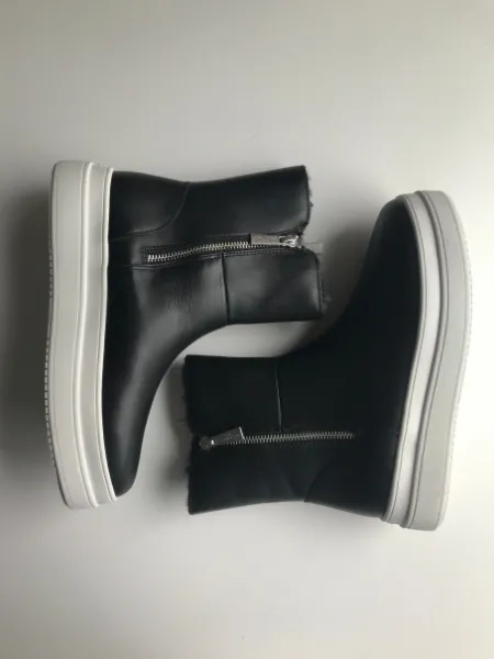 J/Slides Tristan Leather Boot