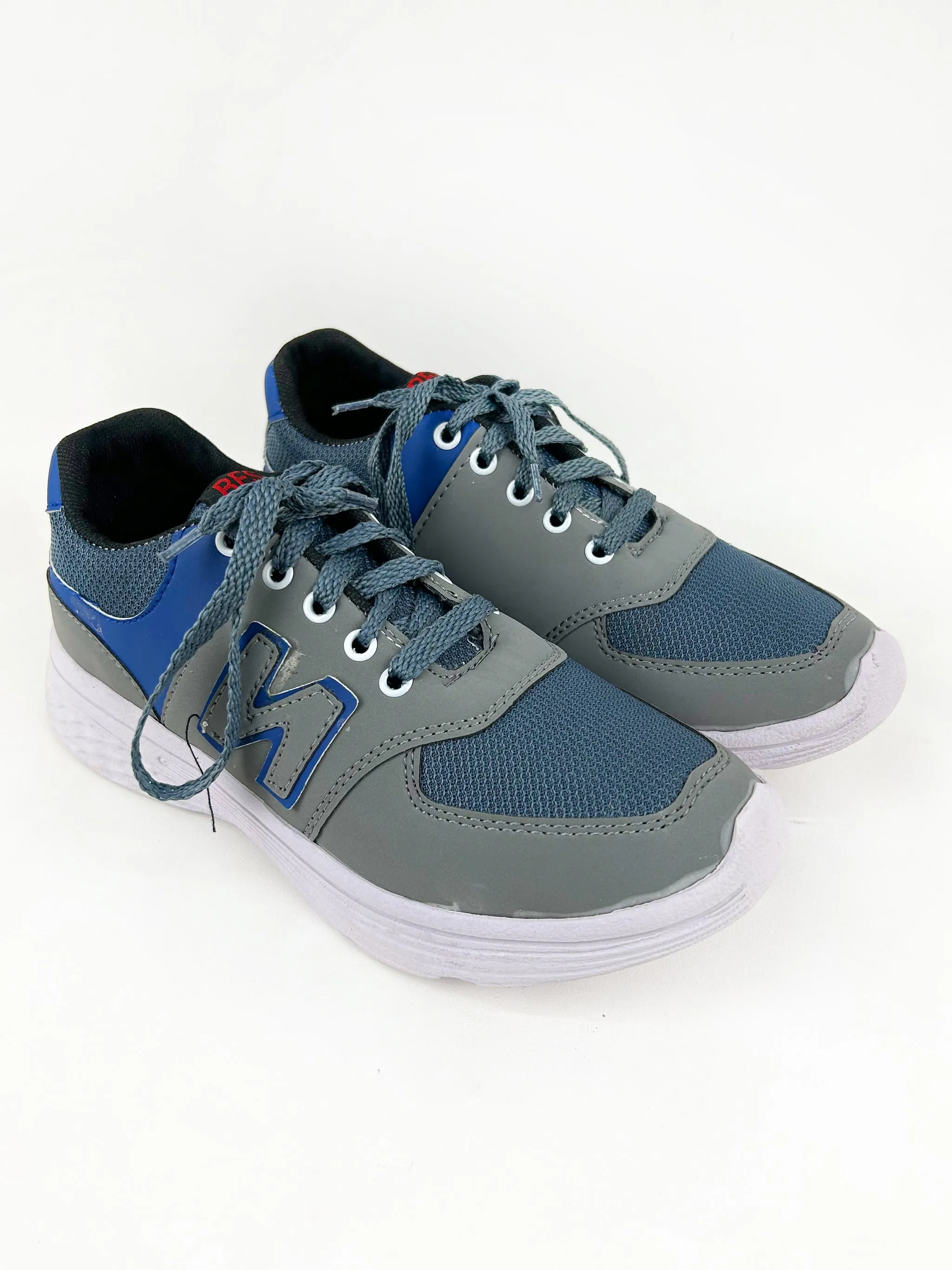 Light Grey Sneakers For Men MJS96