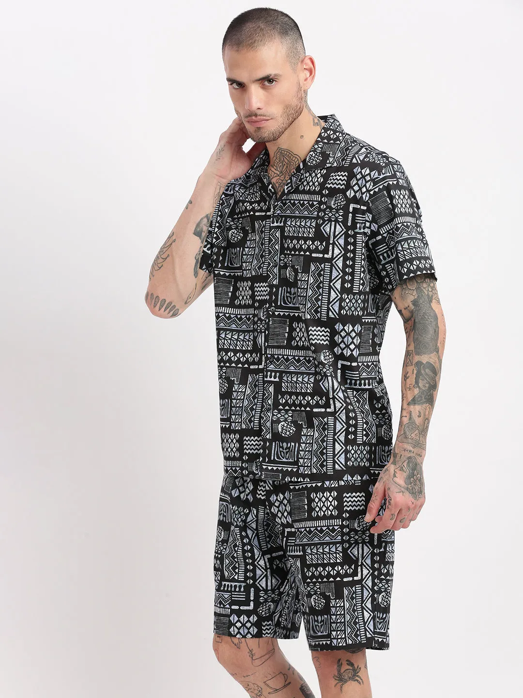 Men Geometric Print Cuban Collar Black Co-Ords Set