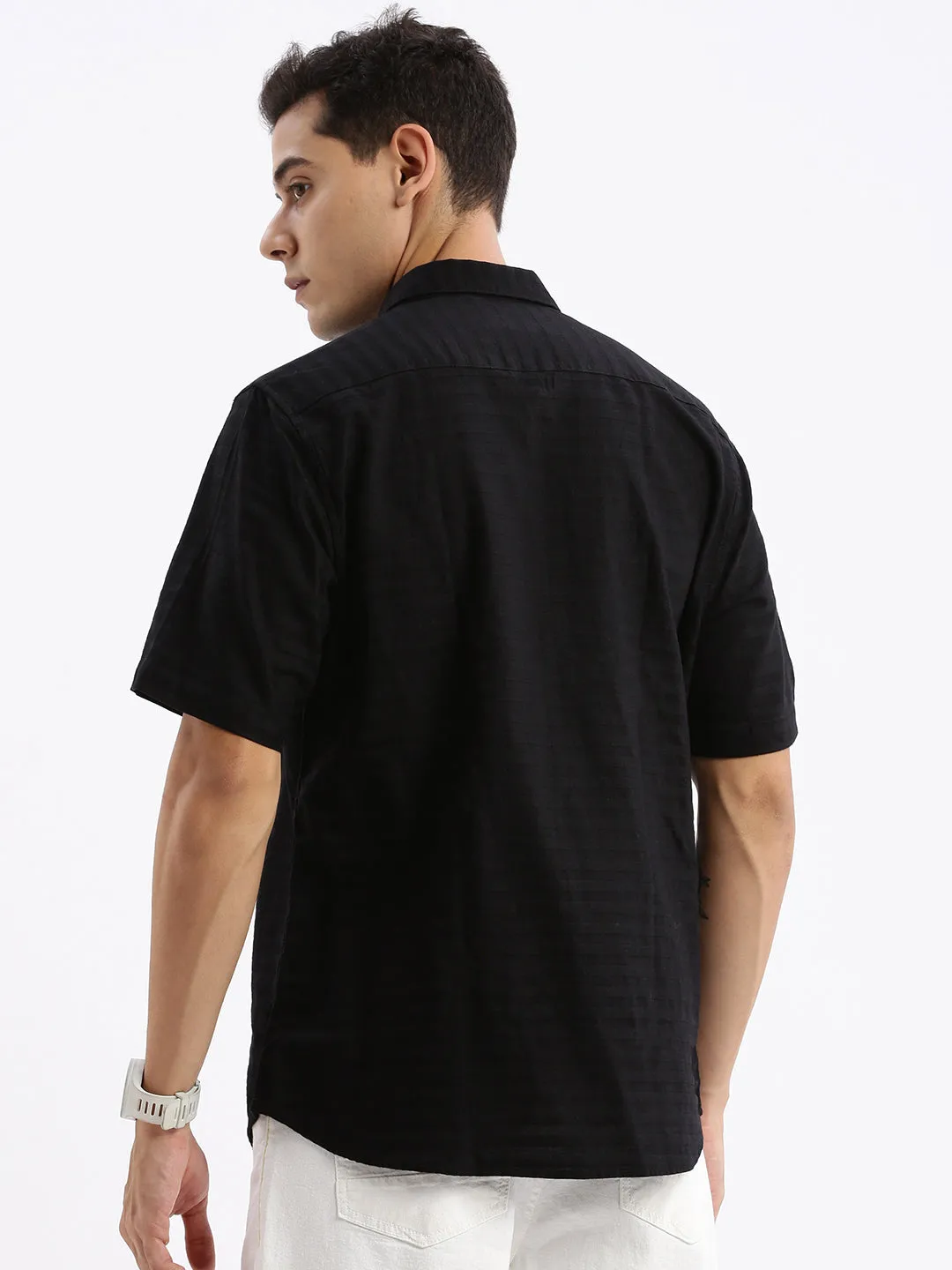 Men Spread Collar Solid Slim Fit Black Shirt