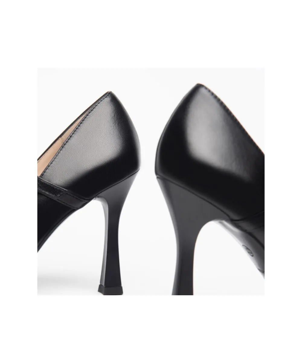 NEROGIARDINI WOMEN LEATHER PUMPS IN BLACK